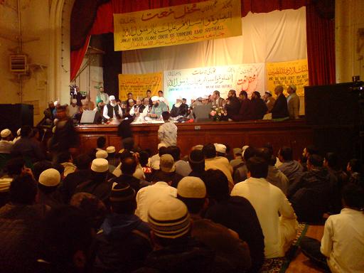 Muhammad Owais Raza Qadri in Southall on 20-07-2008